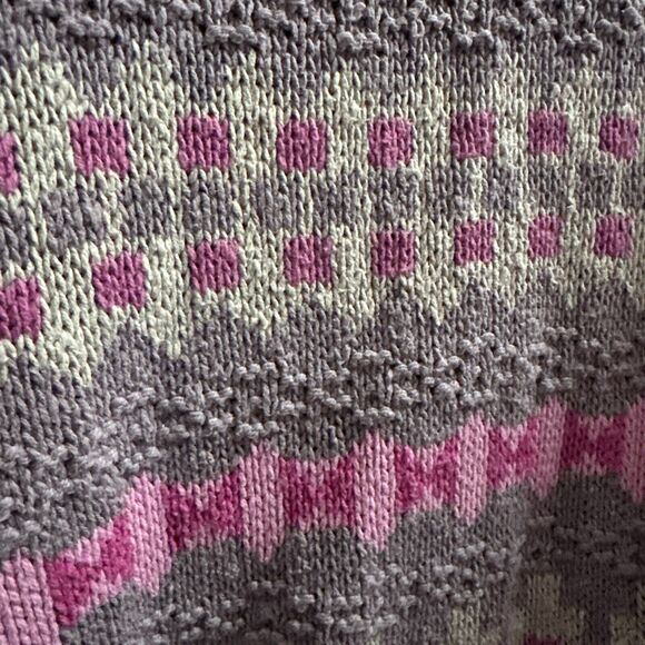 Vintage Womens Woolrich Pink Purple Sweater size Medium - Picture 3 of 7
